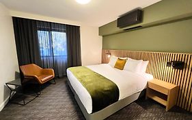 Mill Hotel Milperra Panania