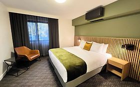 Mill Hotel Milperra Panania